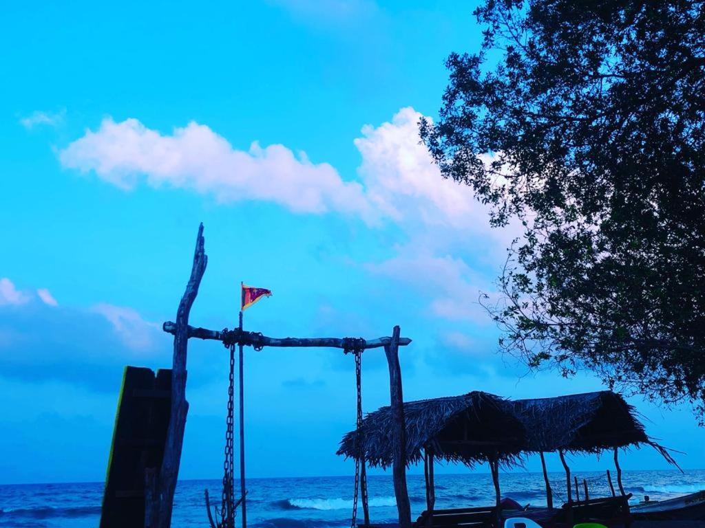 Nilaveli Sheen Coast Triquinimale Exterior foto